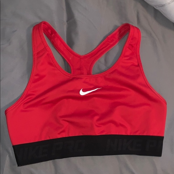 red and black nike sports bra